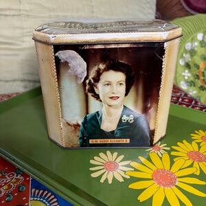 50s Coronation Tin